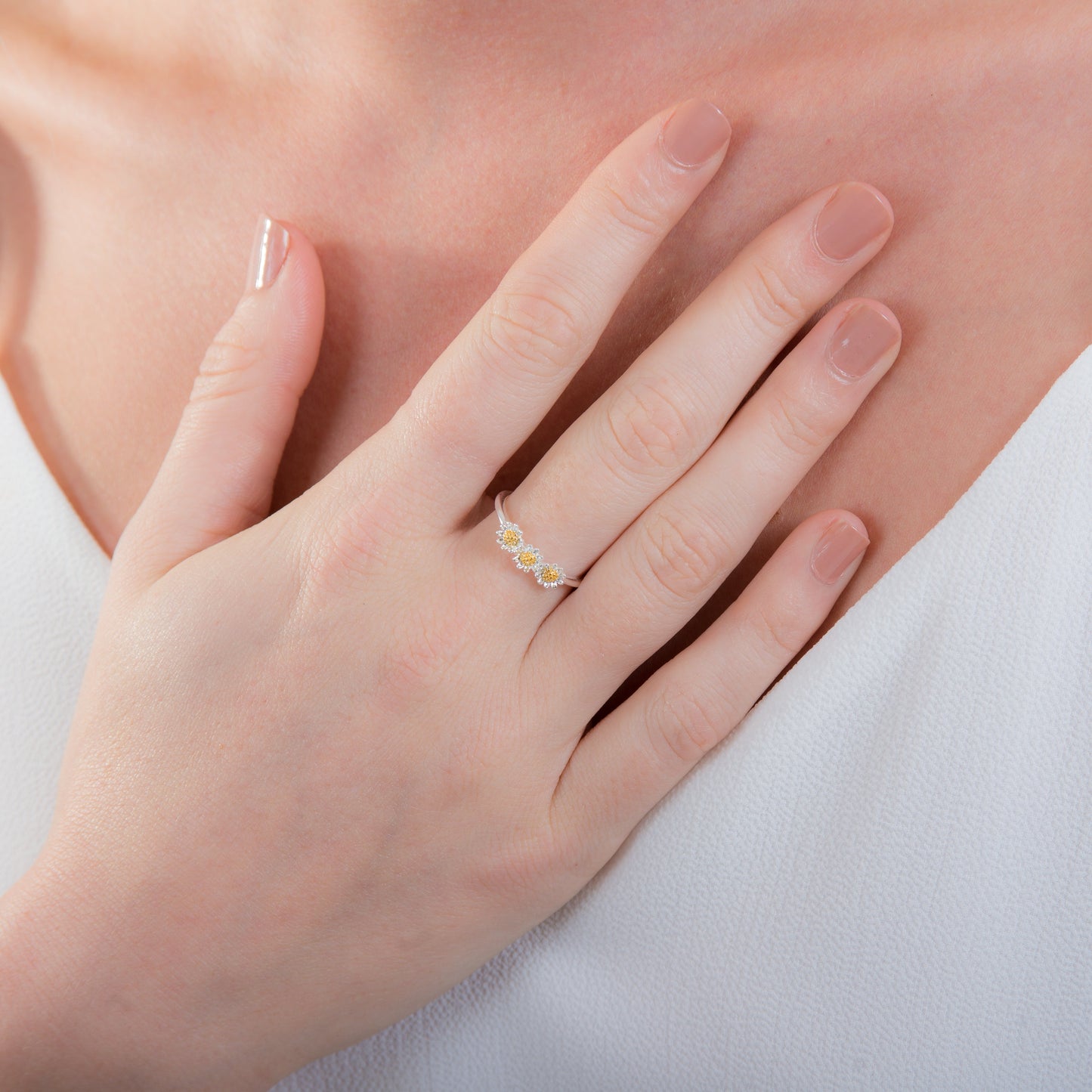 Goldgetaucht Sterlingsilber Dreifach Gänseblümchen Größenverstellbarer Ring