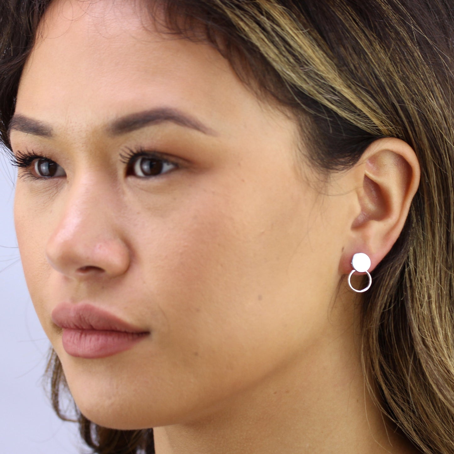 Sterlingsilber Doppel Karma Kreis Ohrstecker