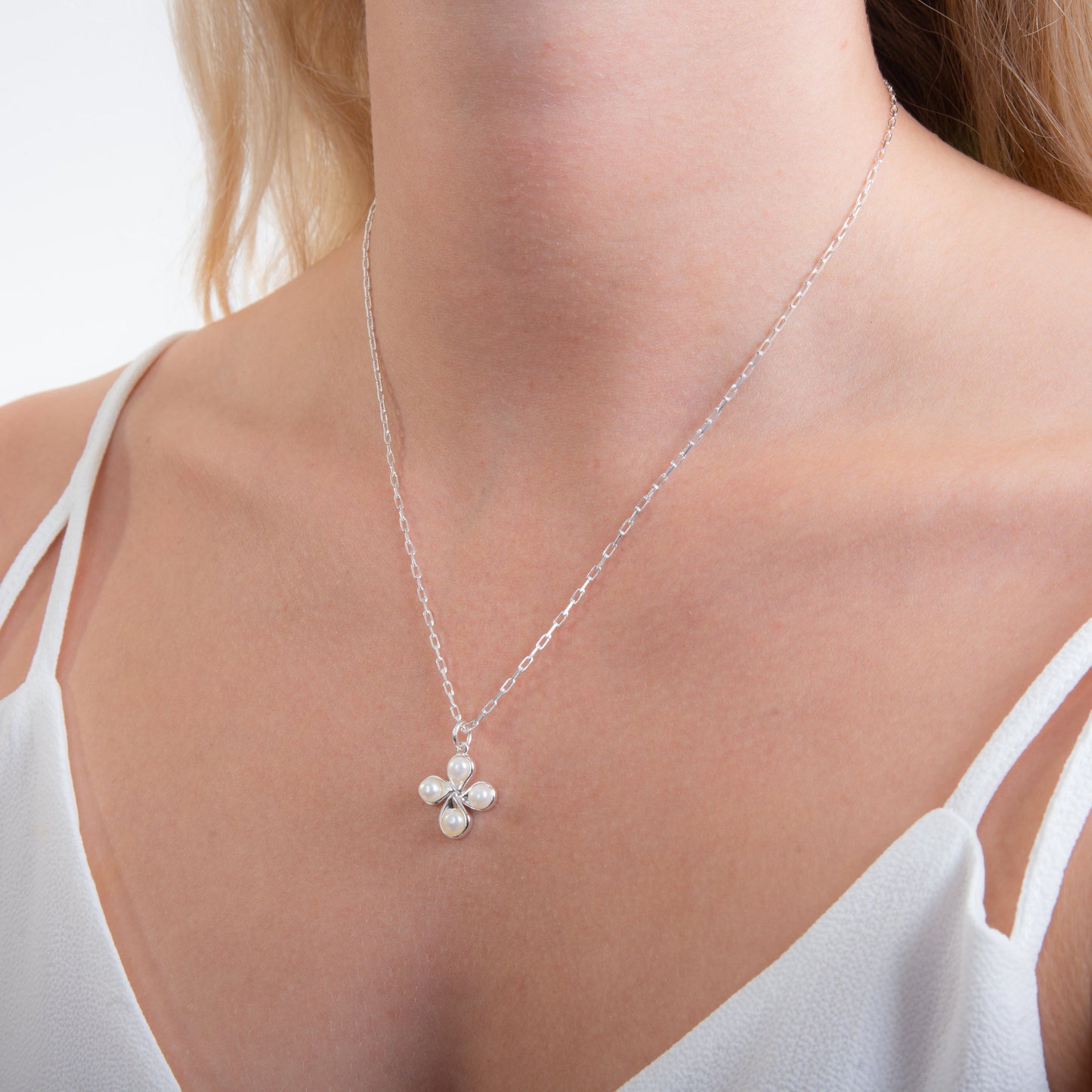 Halskette aus Sterlingsilber mit vierblättrigem Kleeblatt und Perle 14–22 Zoll