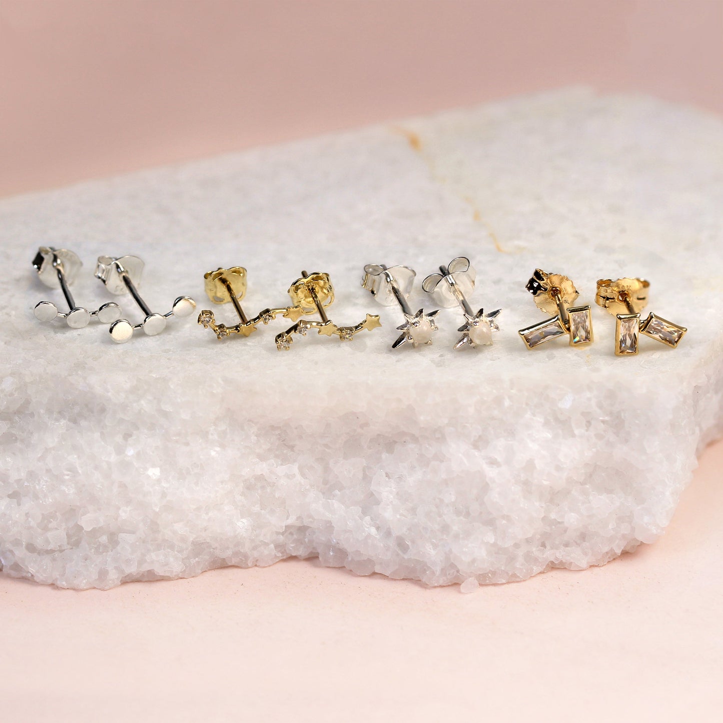 9 Karat Gold & Klar CZ Kristall Sternen Reihe Ohrstecker