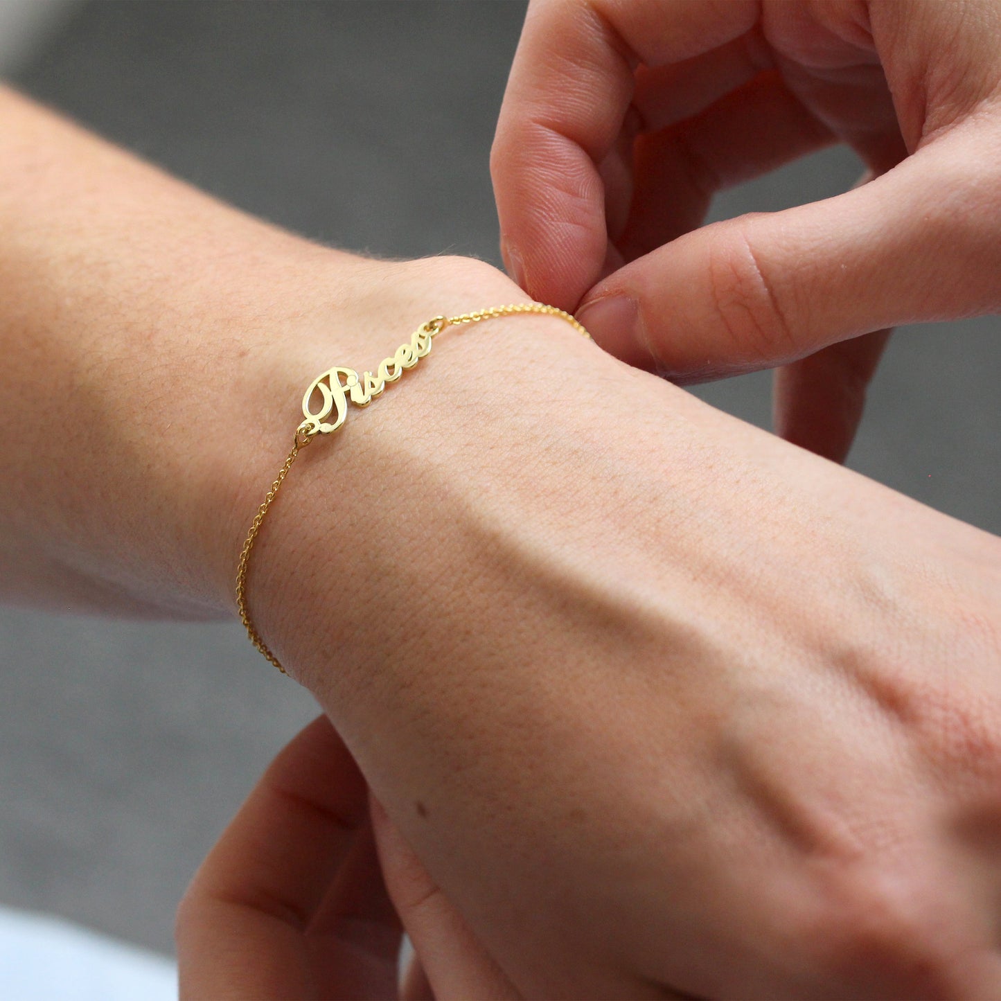 Sterlingsilber Fische Name Verstellbar Armband