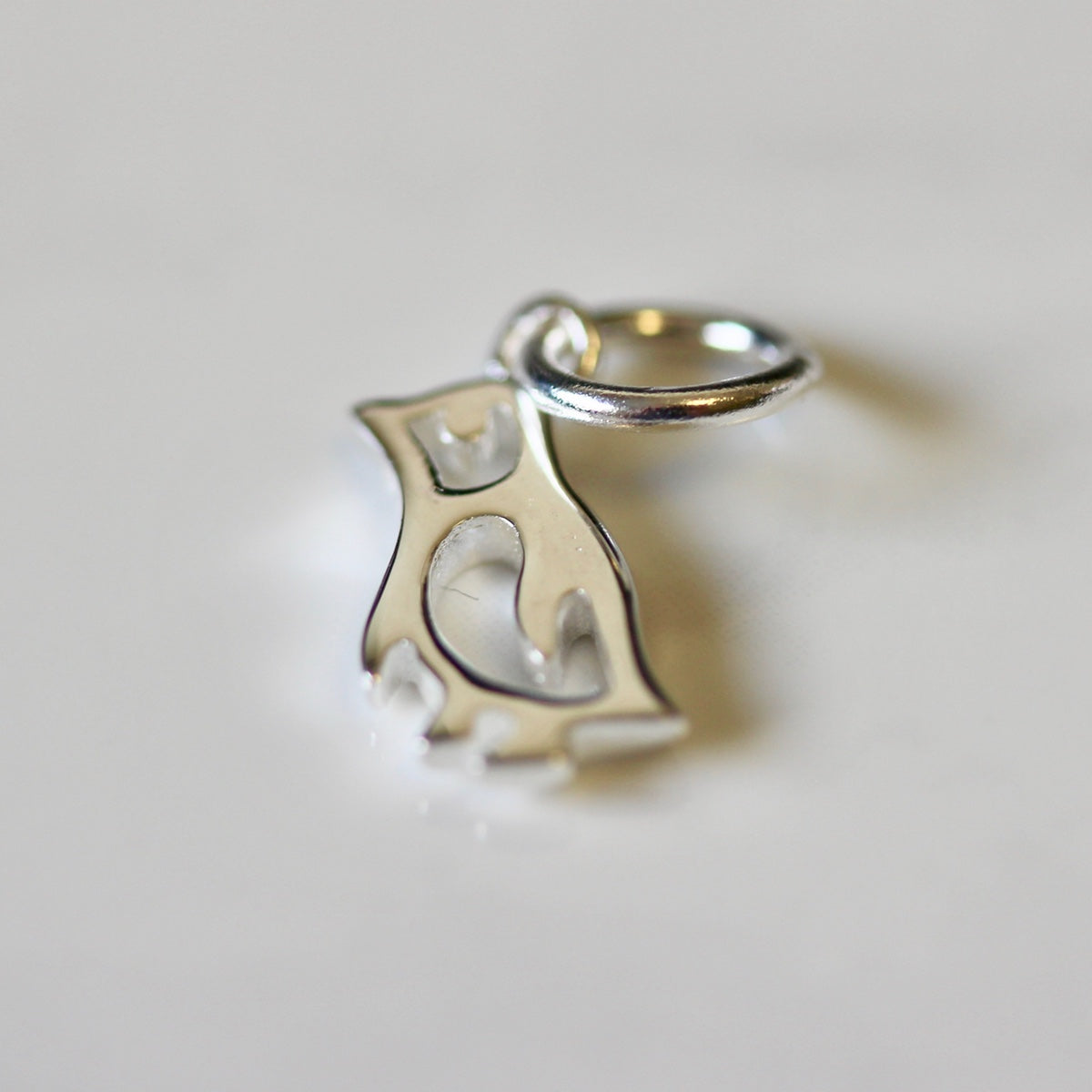 Sterlingsilber Pinguin Anhänger mit Ausgeschnittenen Details