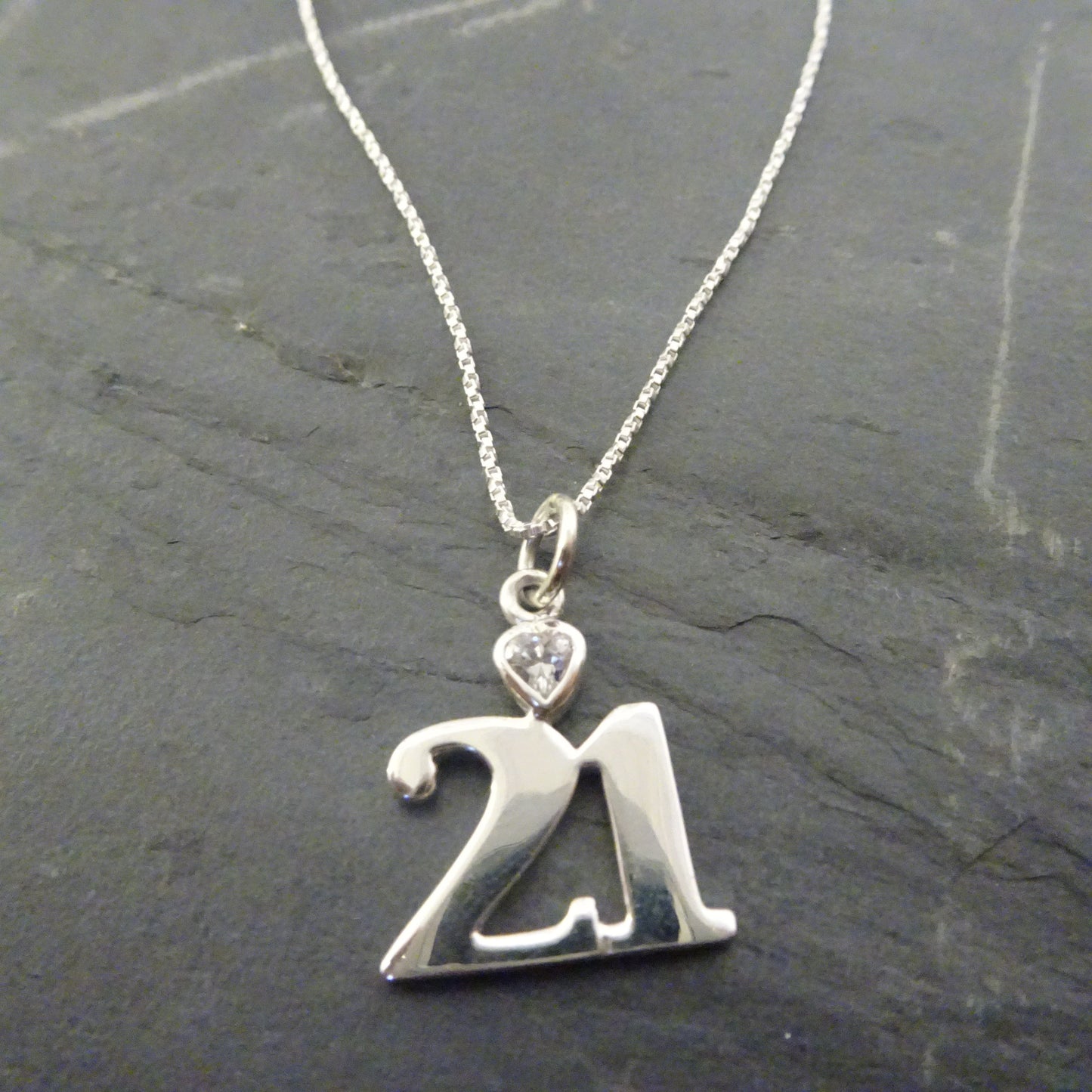 Sterling Silber 21 Anhänger mit klarem CZ-Kristallherz an Kette 16 -24 Zoll