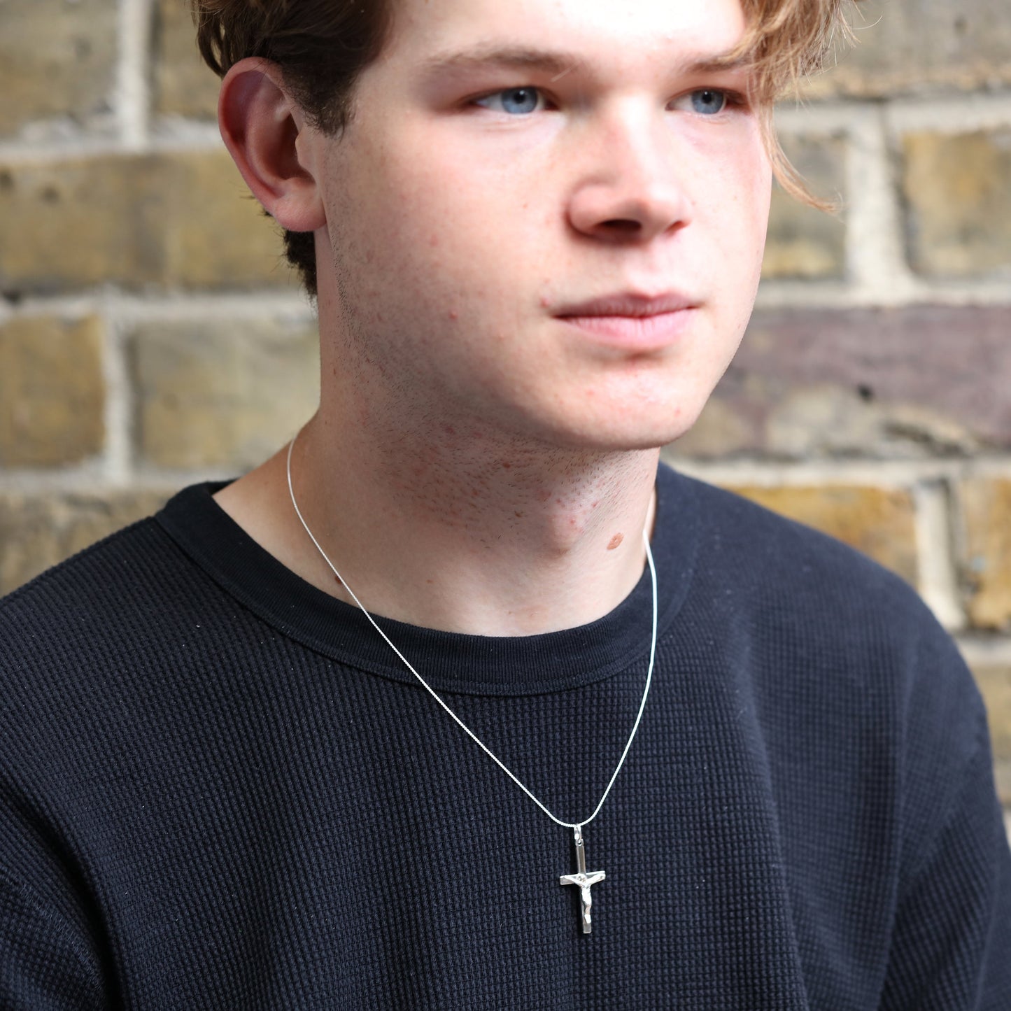 Schwere Halskette aus Sterlingsilber mit Kreuzanhänger, 40–56 cm