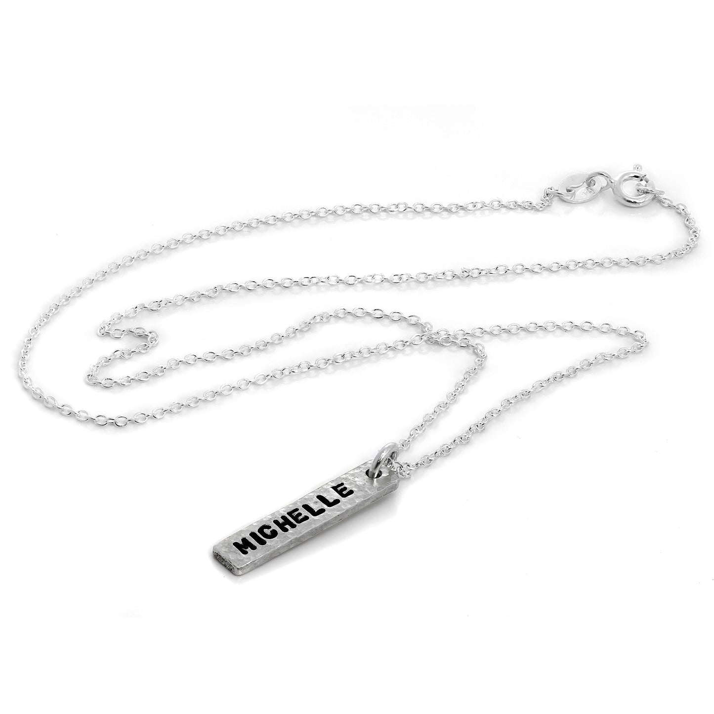 Personalisierte handgefertigte Halskette aus Sterlingsilber mit gehämmertem Anhänger