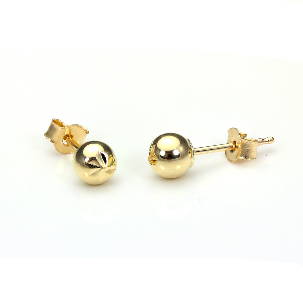Diamantgeschliffene Kugel-Ohrstecker aus 9 Karat Gelbgold