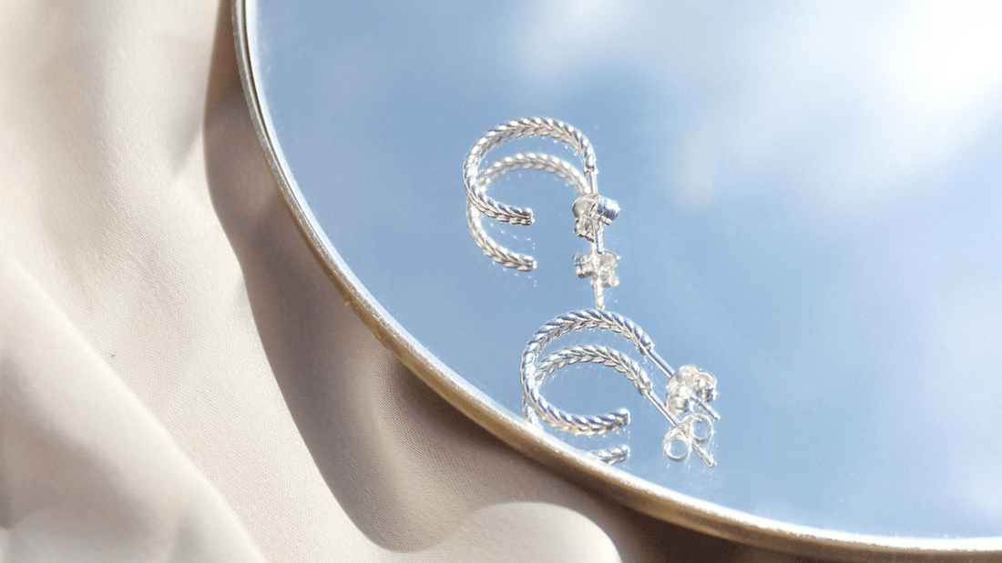 4 tips to care for your silver jewellery this summer