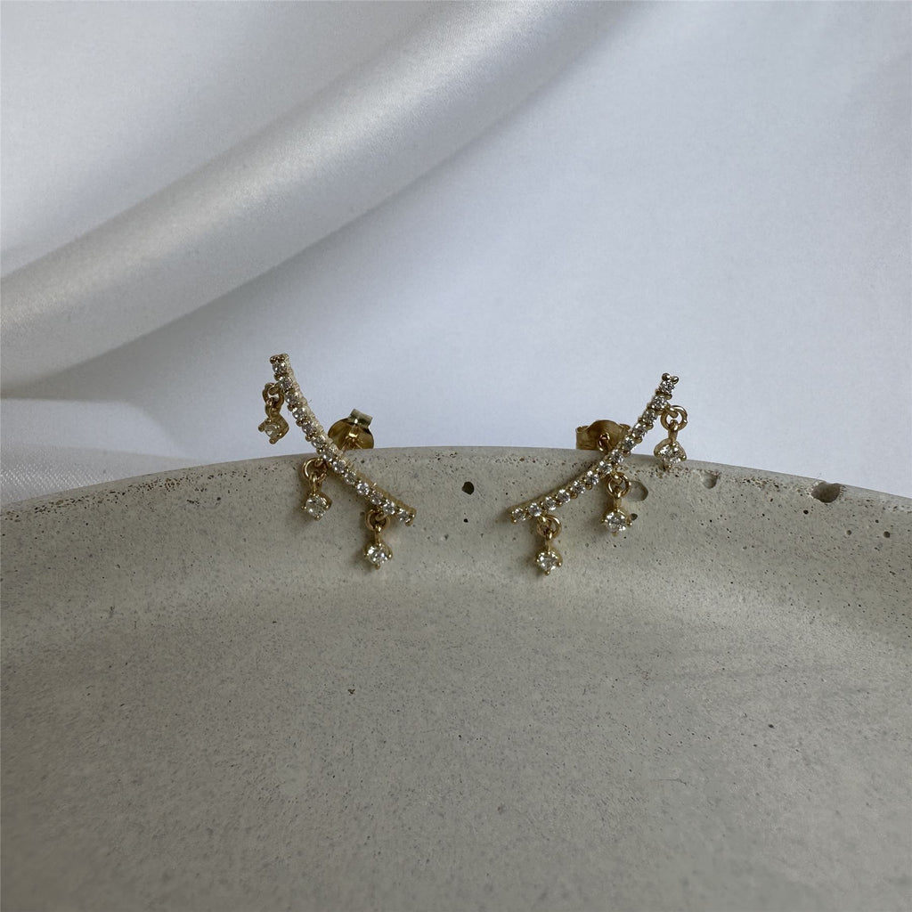 Ohrstecker aus 9 Karat. Gold mit klaren CZ-Steinen