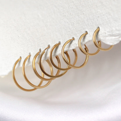 Hoop-Ohrringe aus 9 Karat Gelbgold