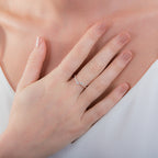 Sterlingsilber Größenverstellbarer Ring mit CZ Kristall Kreuzen