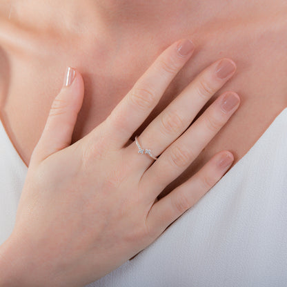 Sterlingsilber Größenverstellbarer Ring mit CZ Kristall Kreuzen