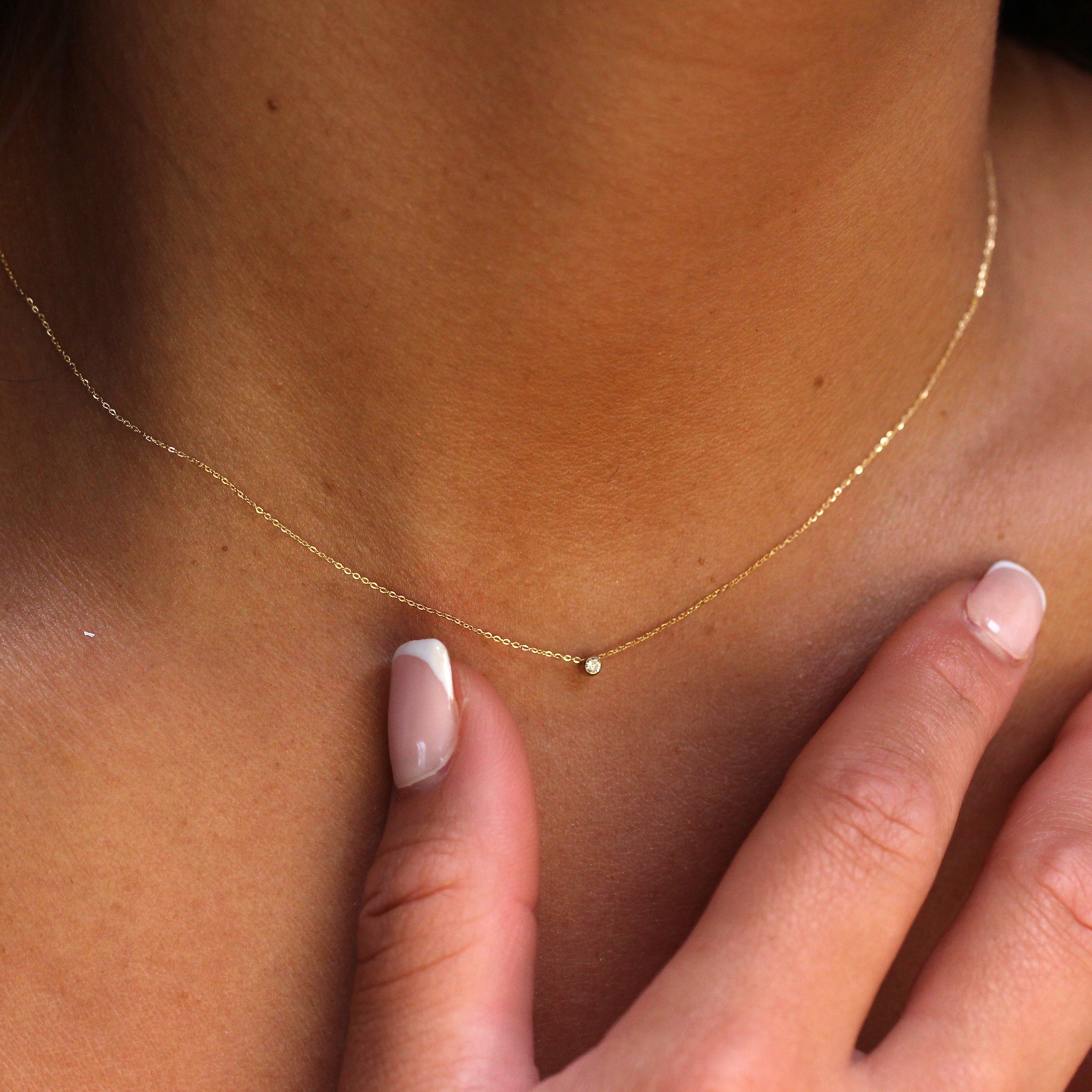 9 Karat Gold Überschliff 0,03 Karat Diamant 40,5 cm Halskette