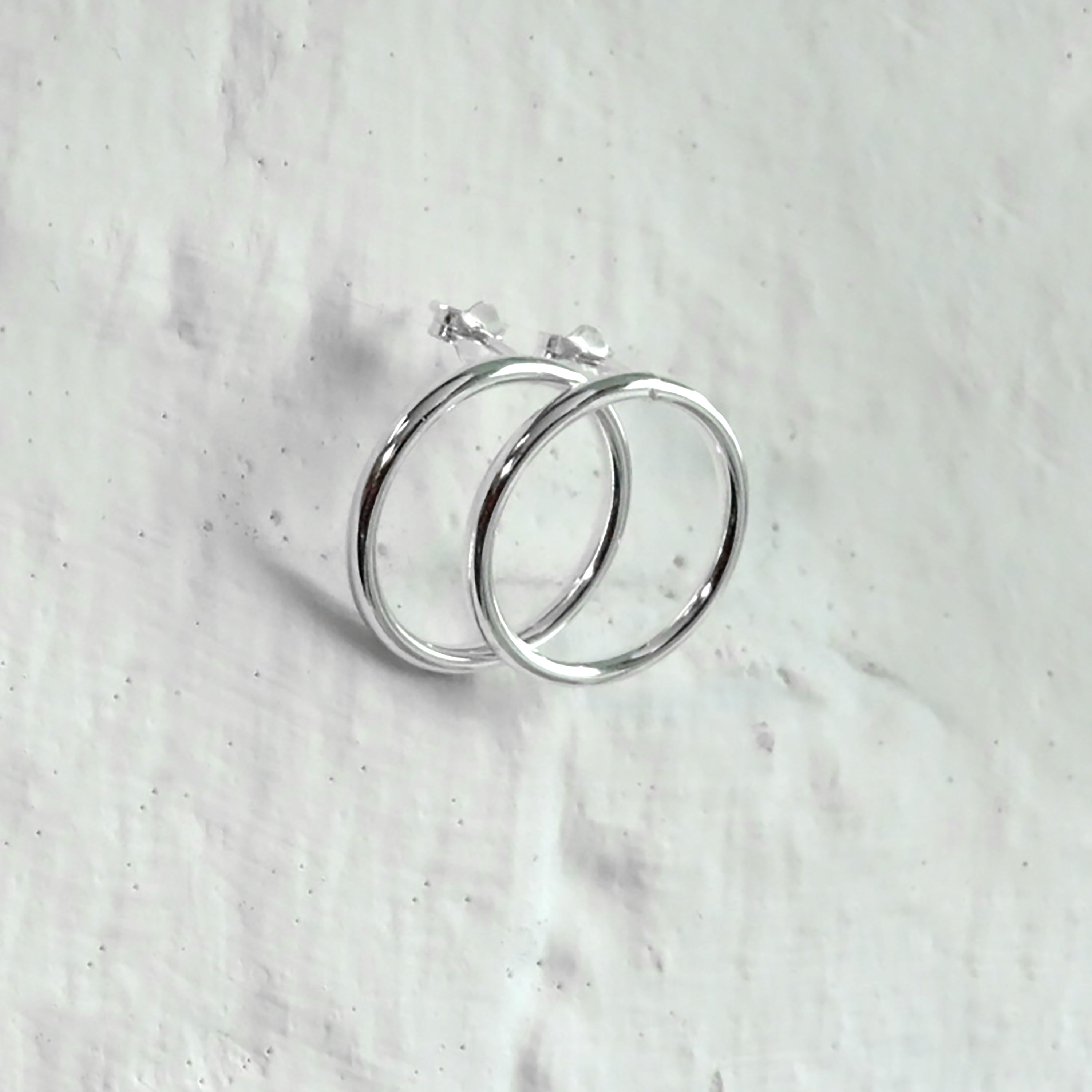 Sterlingsilber 20 mm Groß Kreis Creolen Ohrstecker