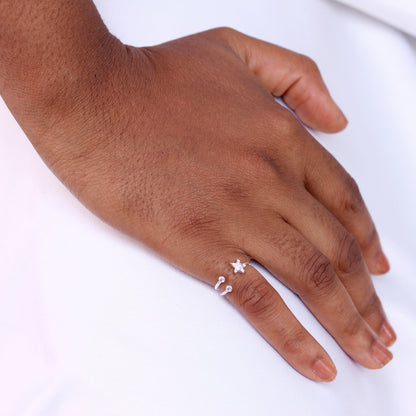 Sterlingsilber Klar CZ Kristall Stern Offen Ring Größenverstellbar