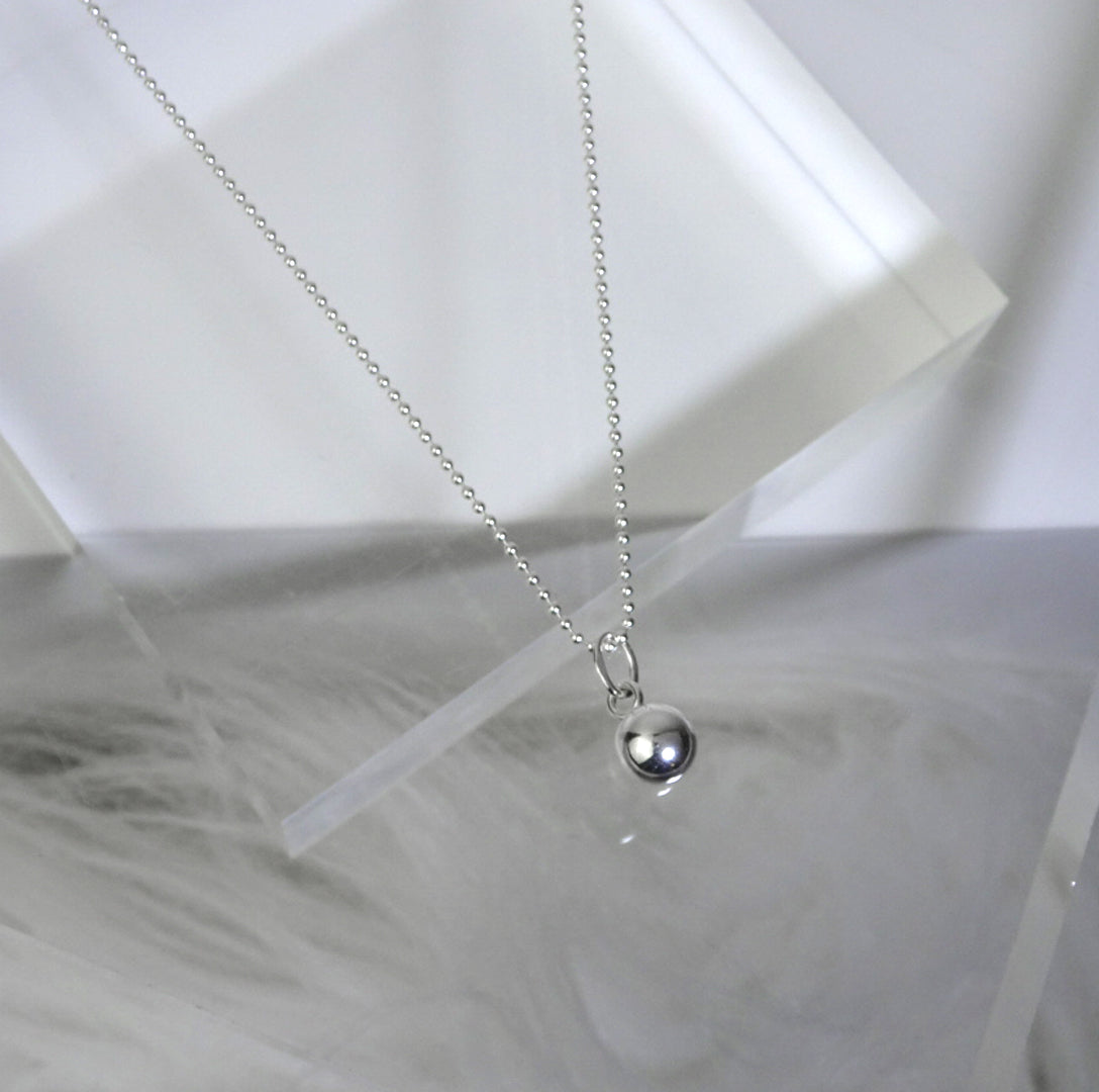 Sterling Silber Weihnachtskugel Halskette – 14–22 Zoll