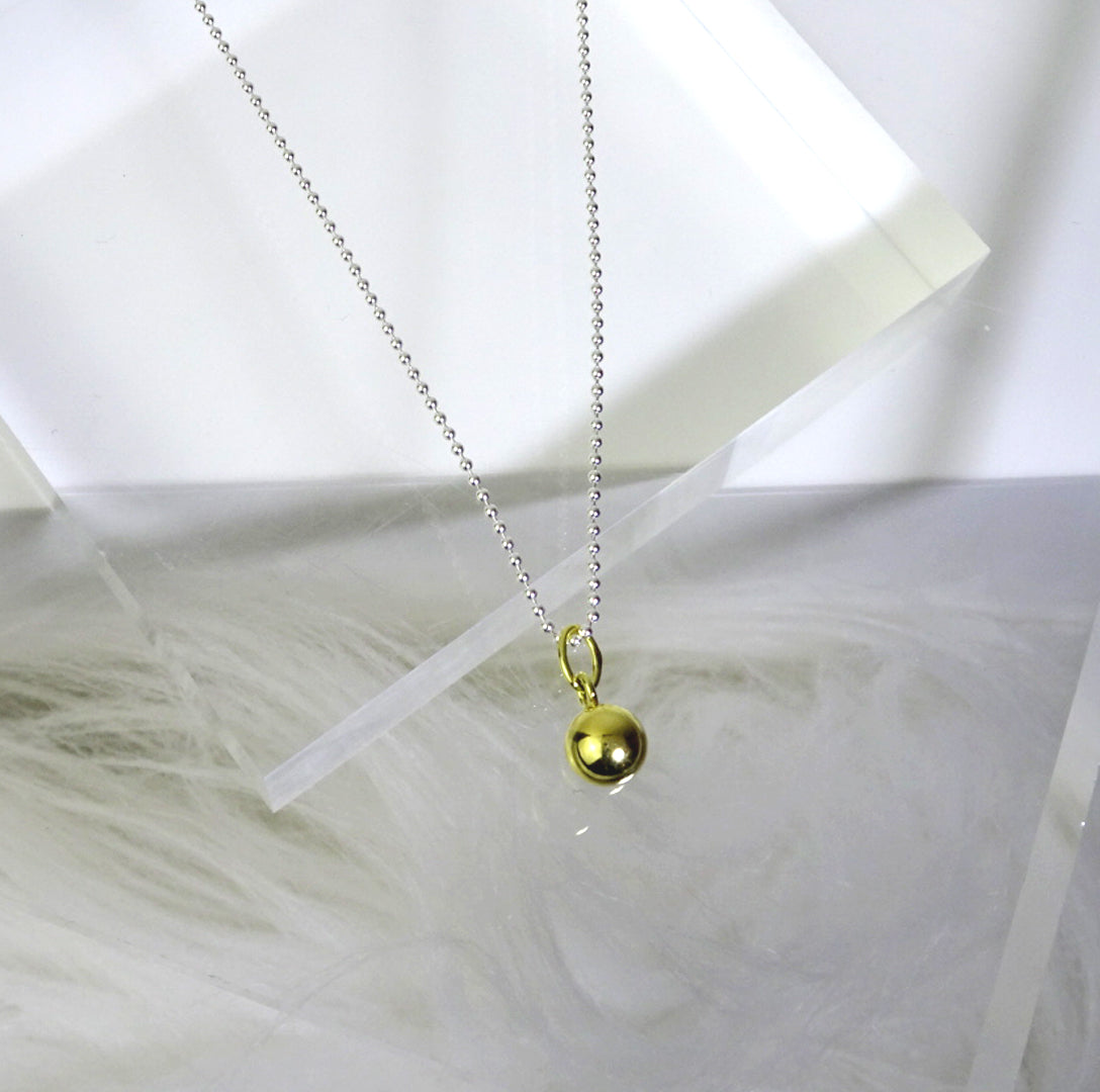 Vergoldete Sterling Silber Weihnachtskugel Halskette – 14–22 Zoll