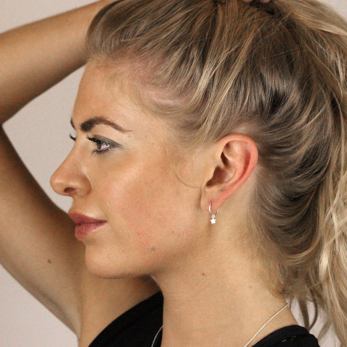 Sterlingsilber Winzig Stern 12mm Creolen Ohrringe