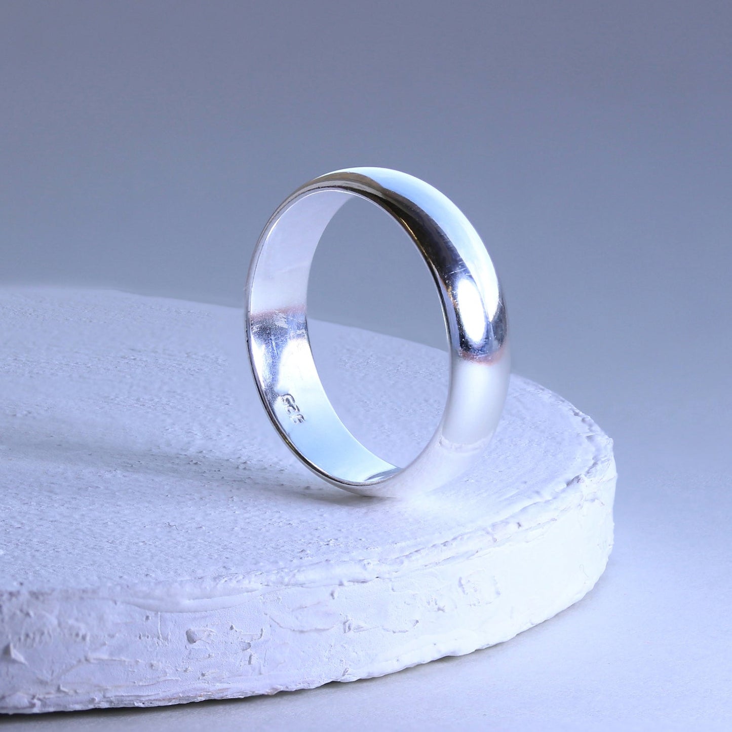 Sterling-Silber-Ehering, 6 mm dick, D-förmig – Größe I–Z