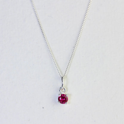 Sterling Silber Rubin CZ Juli Geburtsstein Krallenhalskette – 14 - 32 Zoll