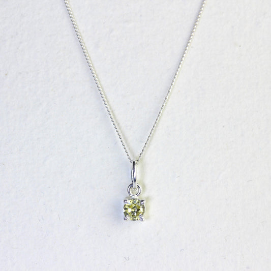 Sterling Silber Peridot CZ August Geburtsstein Krallenhalskette - 14 - 32 Zoll