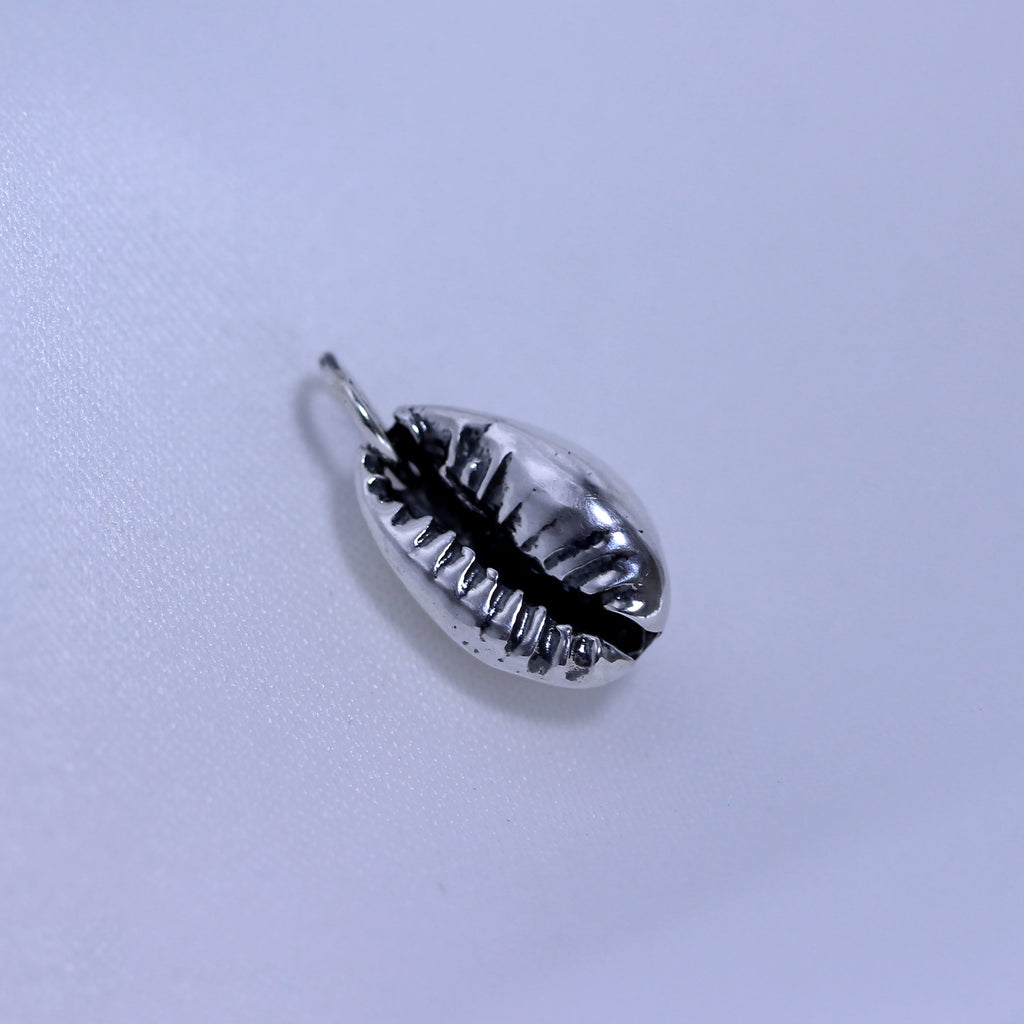 Sterlingsilber Kaurimuschel Anhänger