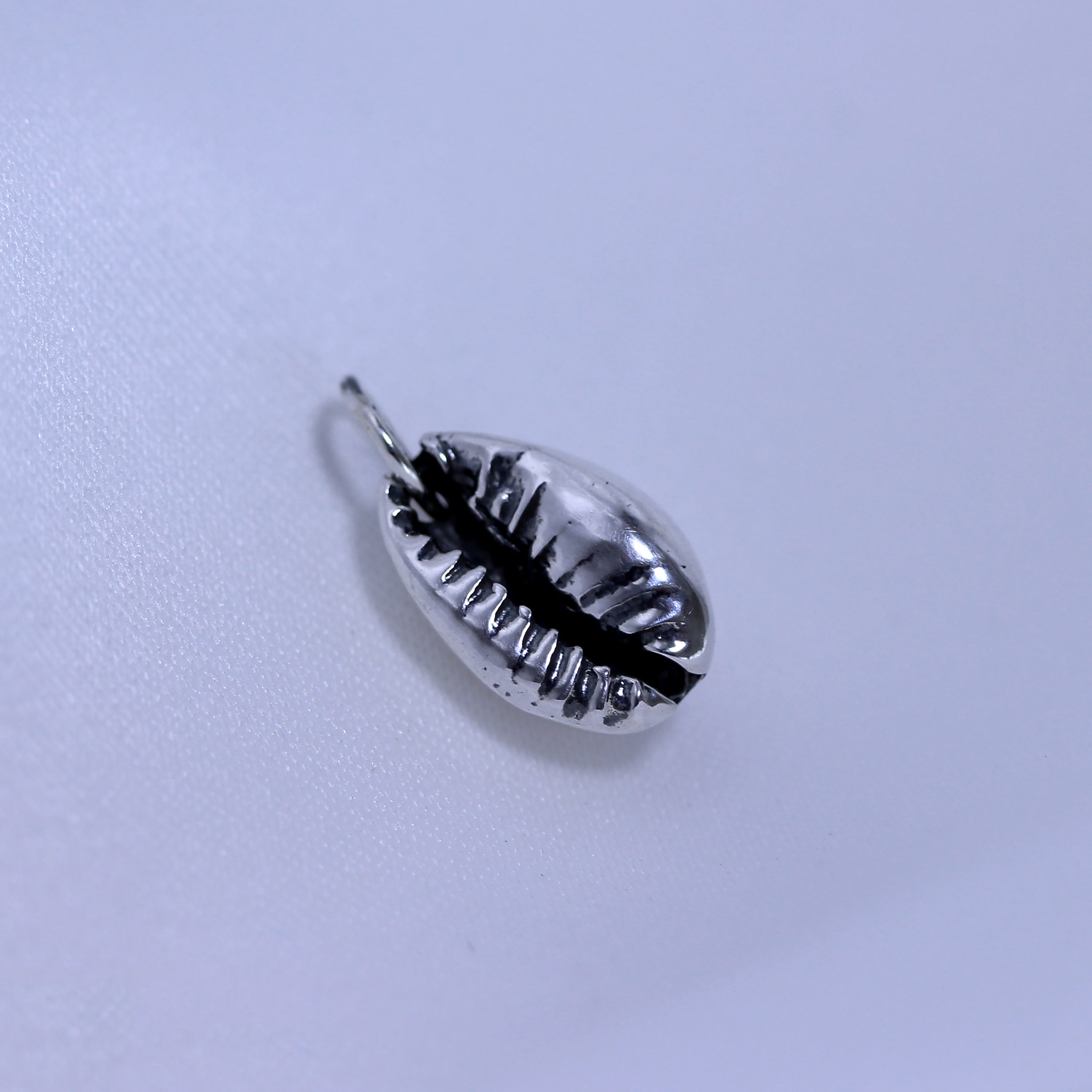 Sterlingsilber Kaurimuschel Anhänger