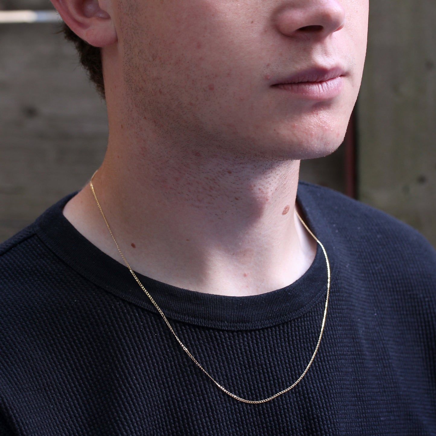 Halskette aus 9 Karat Gold mit facettierter flacher Panzerkette, 1,3 mm, 45–60 cm