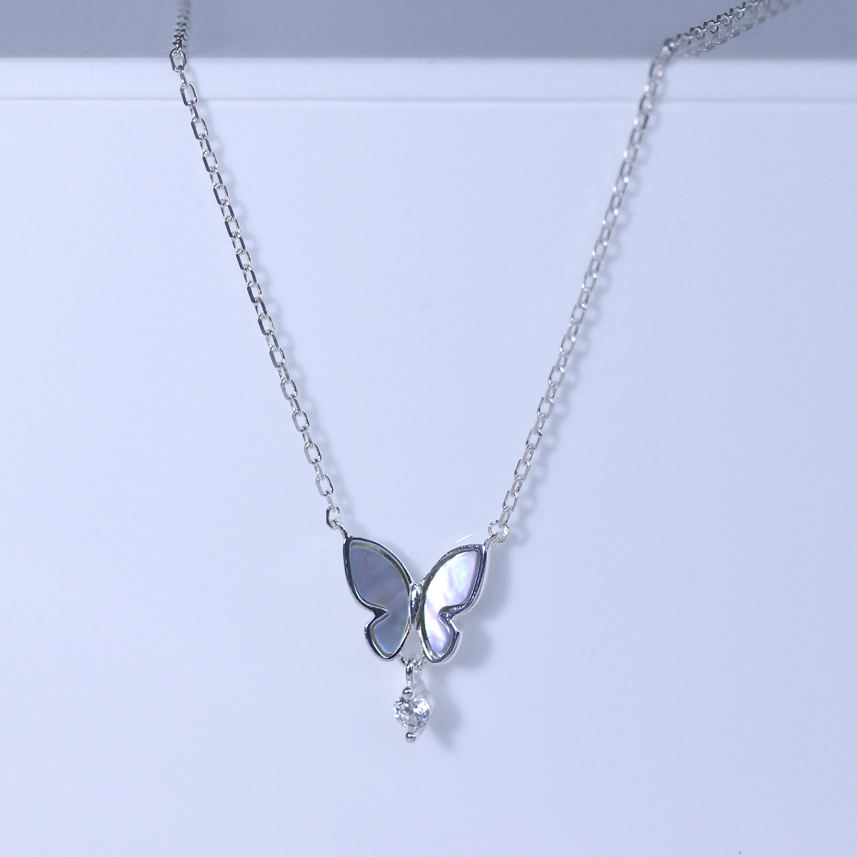Sterlingsilber Perlmutt Schmetterling CZ Halskette 45,5 cm
