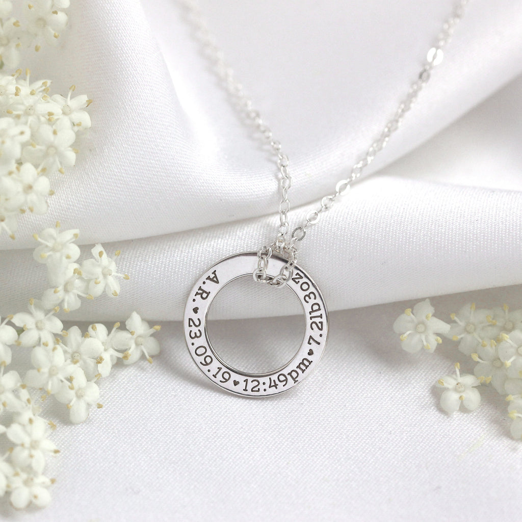 Maßgefertigte Sterlingsilber-Halskette mit Kreis für Neugeborene, 16-28 Zoll