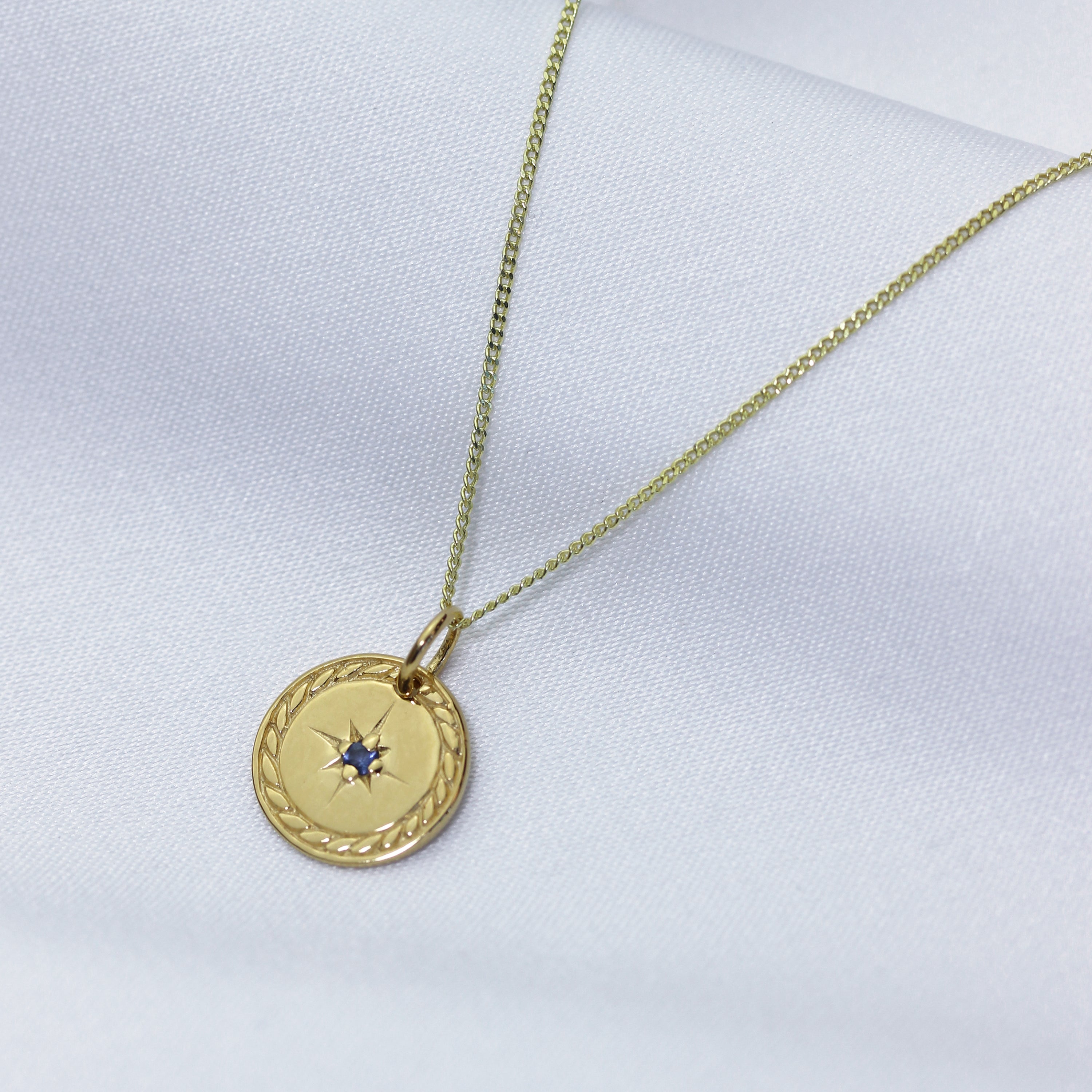 Gold-vergoldete Halskette mit Sternmedaillon aus Sterlingsilber 14-32 Zoll