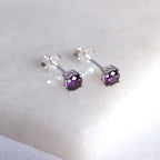 Sterlingsilber Amethyst CZ Geburtsstein 4 mm Ohrstecker
