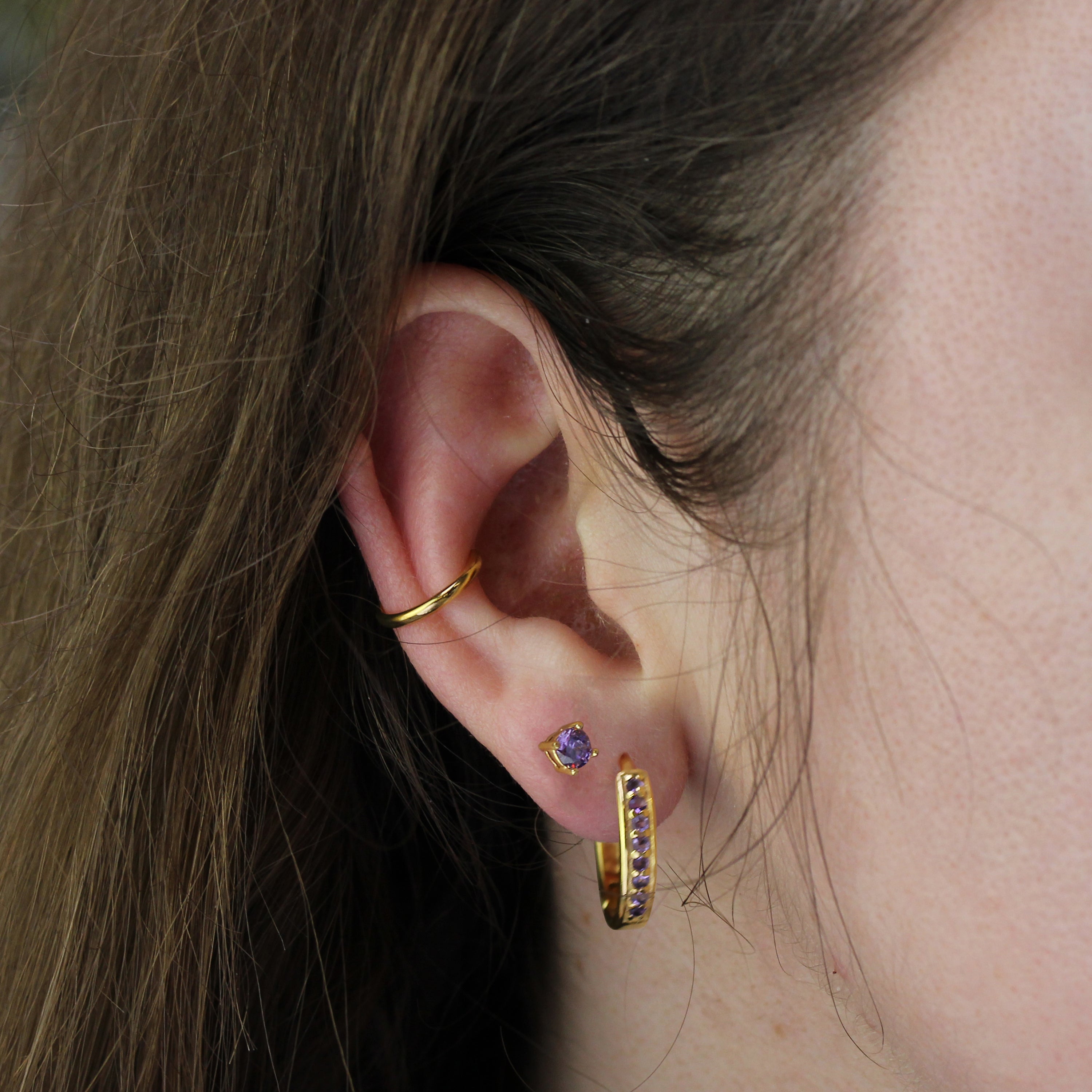 Vergoldet Sterlingsilber Amethyst CZ 4 mm Ohrstecker