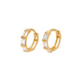 Huggie-Creolen aus 9 Karat Gold mit gefasstem Baguette-Zirkonia, 10 mm
