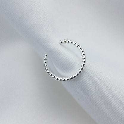 Sterlingsilber Pompon Manschetten Ohrring