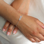 Personalisiertes Sterlingsilber Namensarmband mit mehreren Sprachen