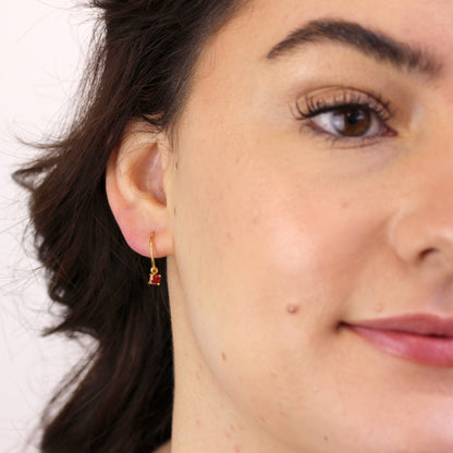 Vergoldet Sterlingsilber Granat CZ Januar Ohrhänger