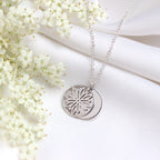 Sterlingsilber-Halskette mit Chrysantheme (Geburtsblume November) und 13 mm Gravurplättchen, 35,5 - 56 cm