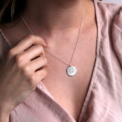 Sterling Silber Gladiolenblume & 18 mm Anhänger Halskette 14 - 22 Zoll