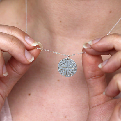 Sterlingsilber September Aster Geburtsblume & 18mm Gravierbar Namensschild Halskette 14 - 56cm