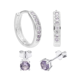 Set aus Huggie-Creolen und 4-mm-Ohrsteckern aus Sterlingsilber mit Alexandrit-Zirkonia