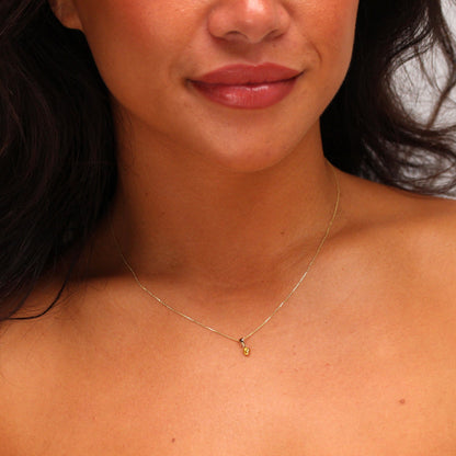 Halskette aus 9 Karat Gold mit 5 mm rundem Citrin CZ in Krappenfassung, 16-20 Zoll