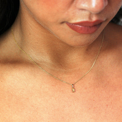 Halskette aus 9 Karat Gold mit Baguette-Citrin und CZ, 16–20 Zoll