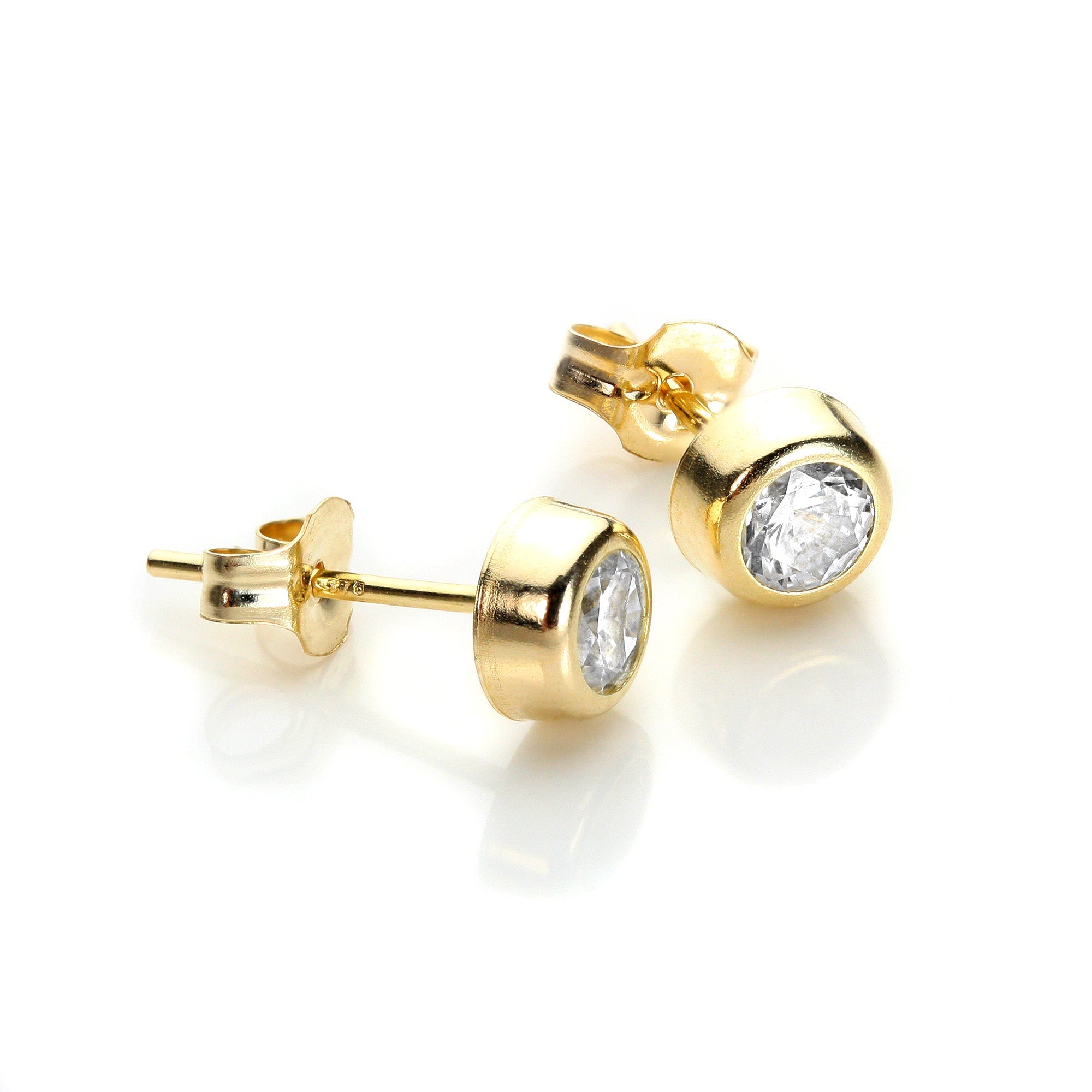 9 Karat Gelbgold Klar CZ 4 mm Rund Ohrstecker