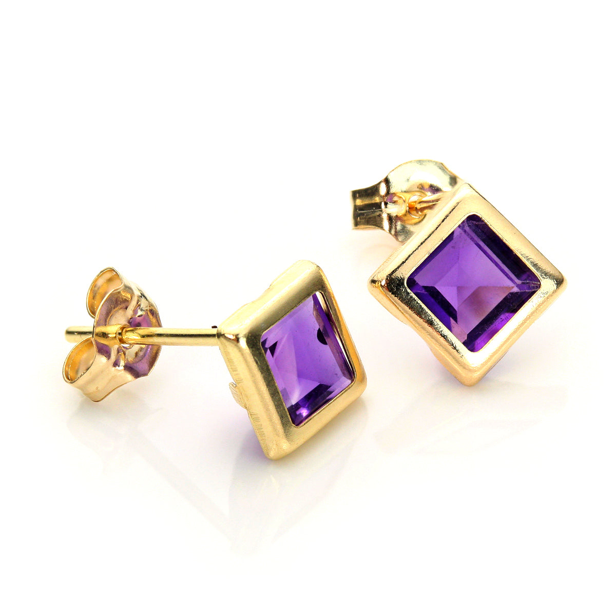 5 mm große Edelstein-Ohrstecker aus 9 Karat Gelbgold