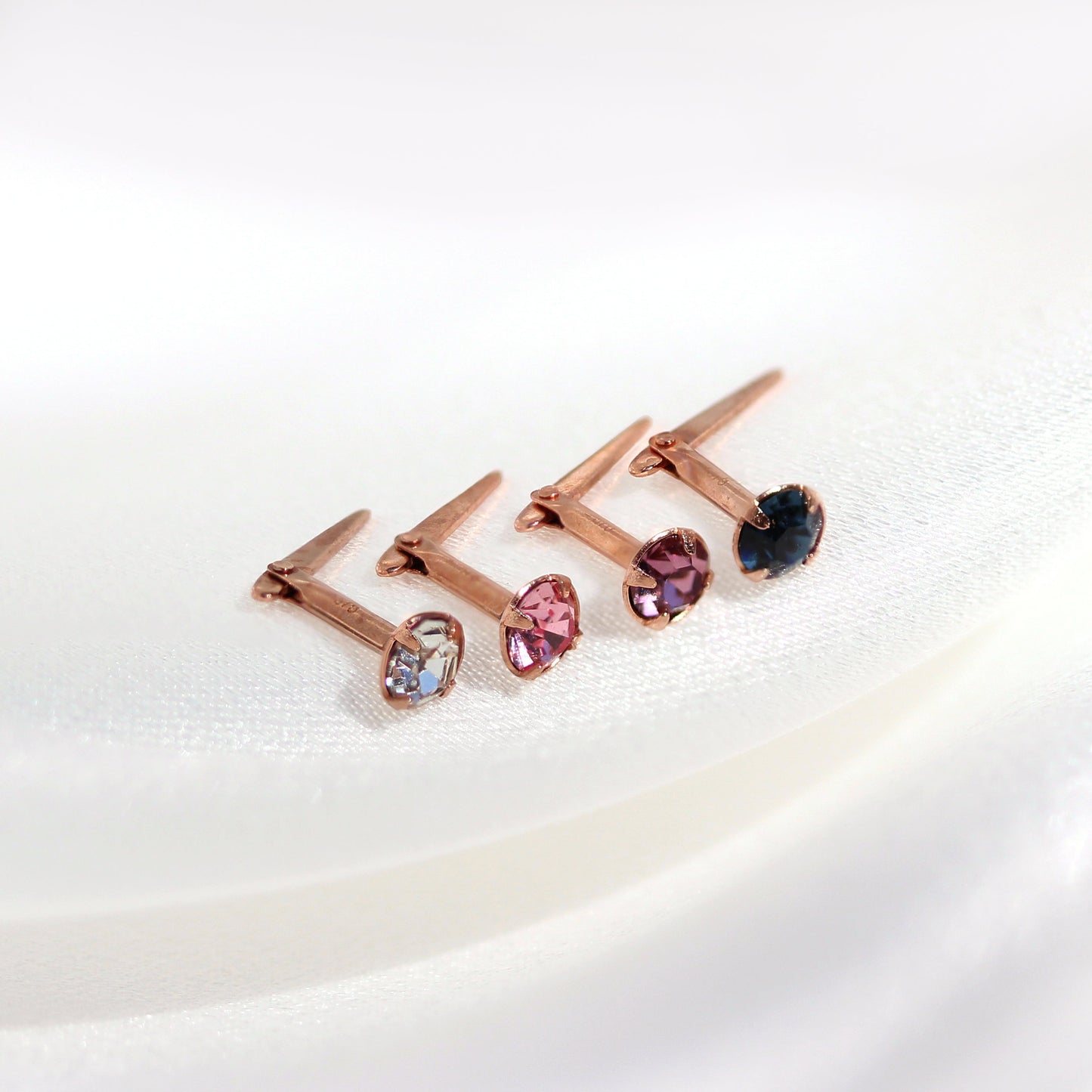 9ct Rose Gold Andralok 18Ga Nasenstecker mit 3mm CZ Kristall - 5 Farben