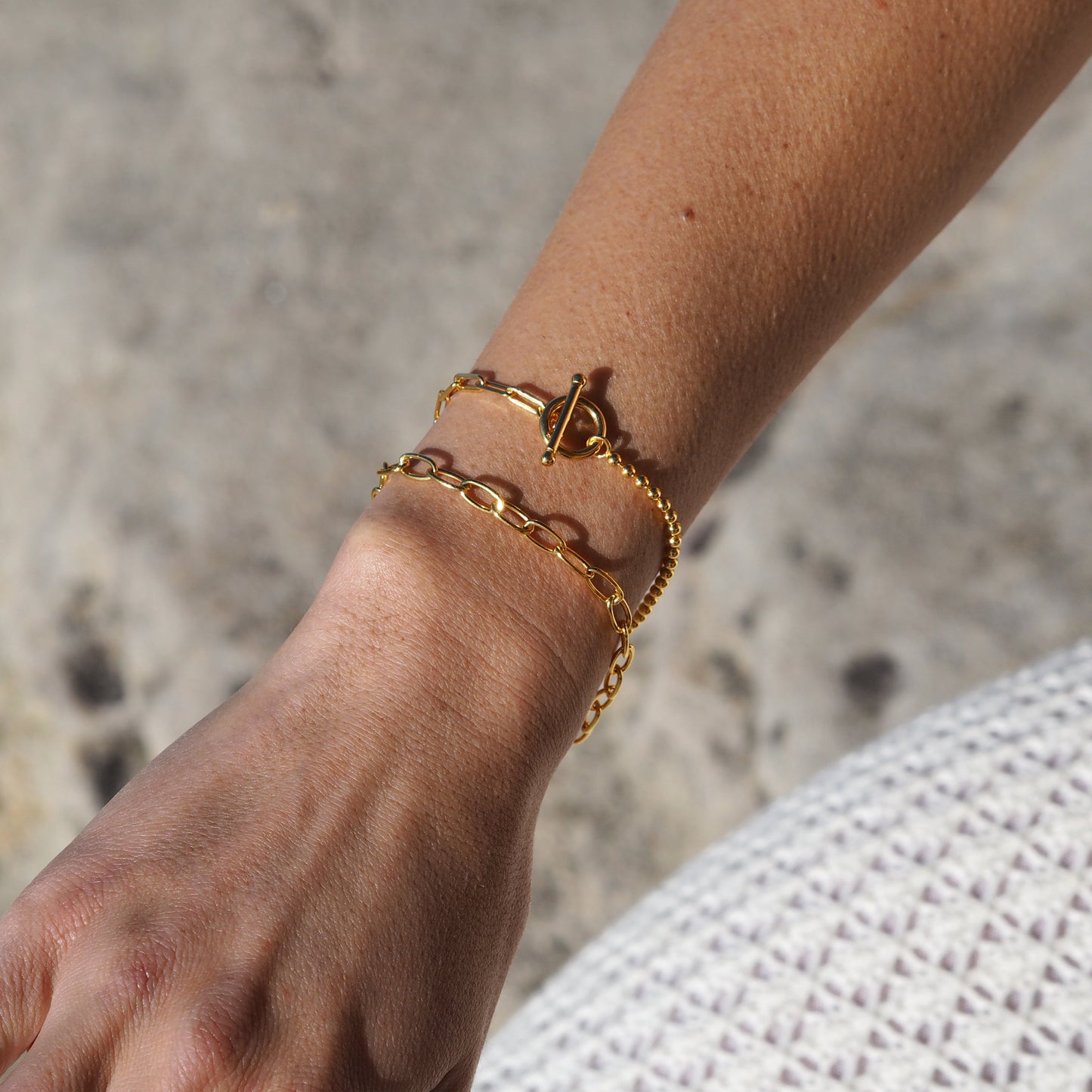 Vergoldetes Sterling Silber T-Bar Paperclip Kugelkette Armband