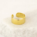 Verstellbarer schlichter Ring aus vergoldetem Sterlingsilber mit dickem, flachem Band