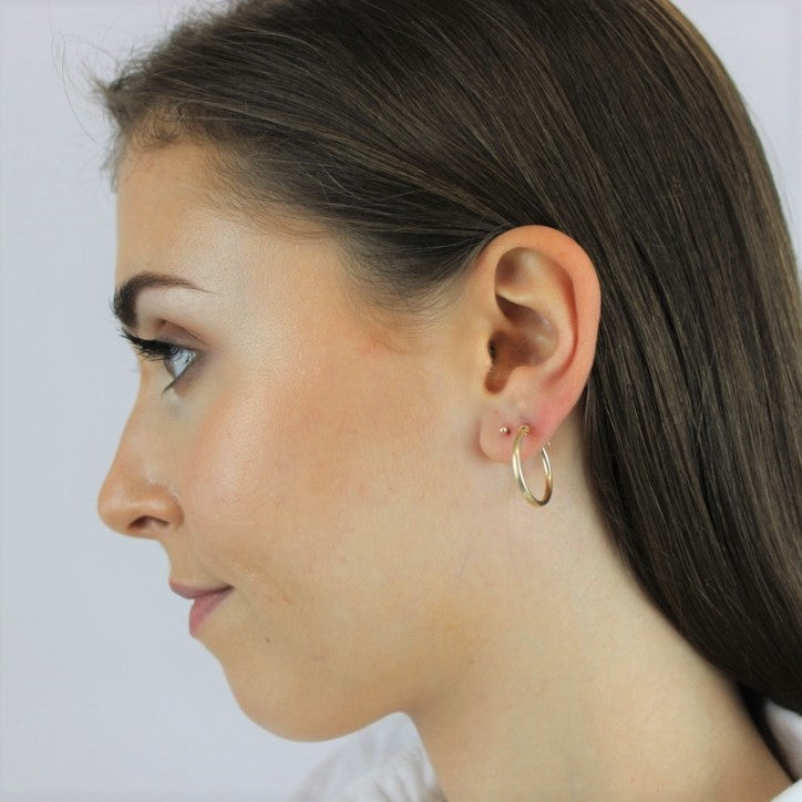 9 Karat Gelbgold 2mm Kugel Ohrstecker