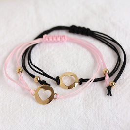 9 Karat Gold offenes Herz mit farbiger Kordel Verstellbares Armband