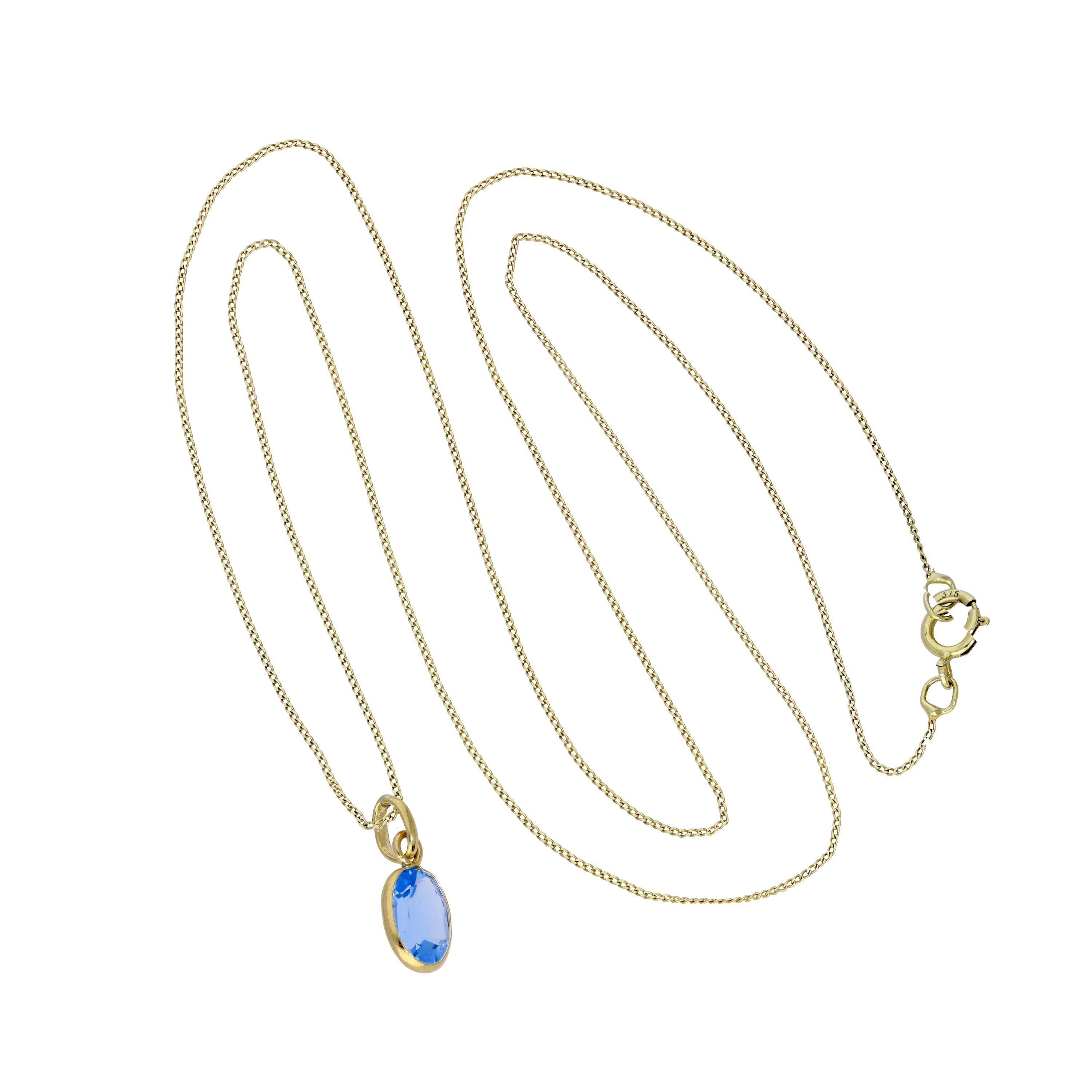 Halskette mit ovalem Anhänger aus 9 Karat Gold und Aquamarin-CZ, 40–50 cm